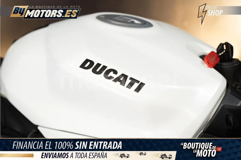 Ducati Panigale V2 - Vista 16