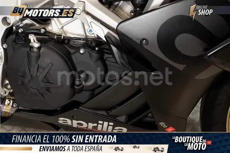 Aprilia RSV4 RR - Vista 18