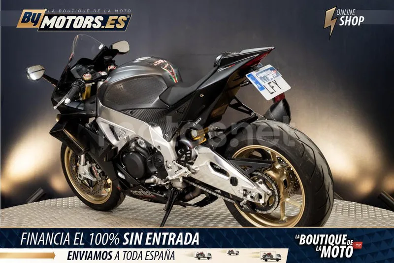 Aprilia RSV4 RR - Vista 4