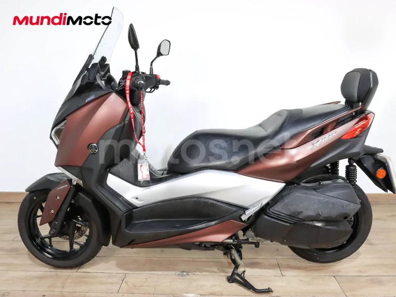 Yamaha XMAX 300 - Vista 6