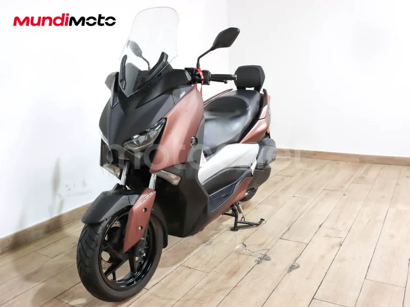 Yamaha XMAX 300 - Vista 7