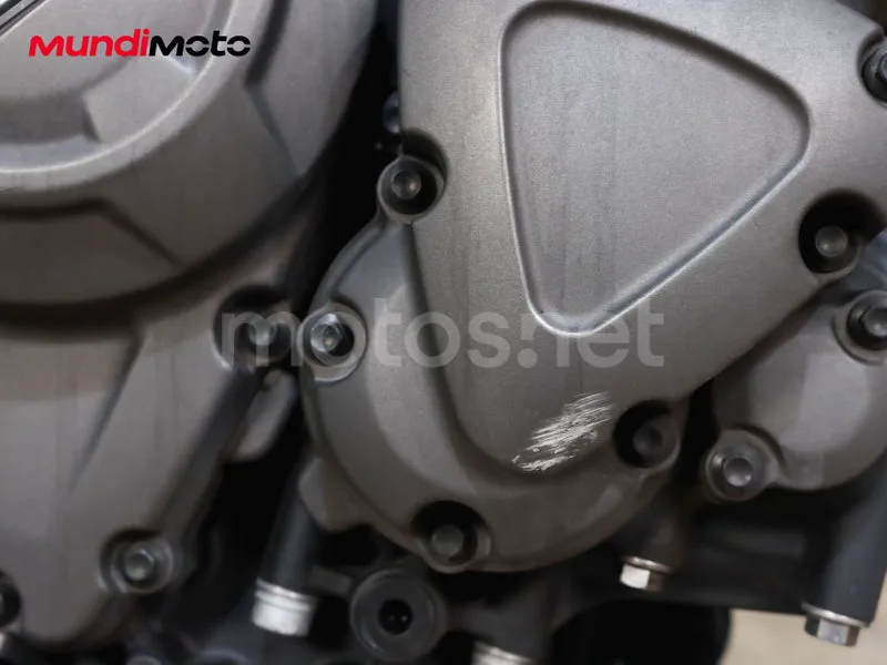 Triumph Speed Triple - Vista 18