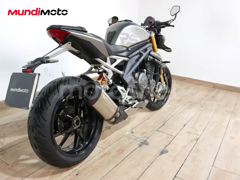 Triumph Speed Triple - Vista 3