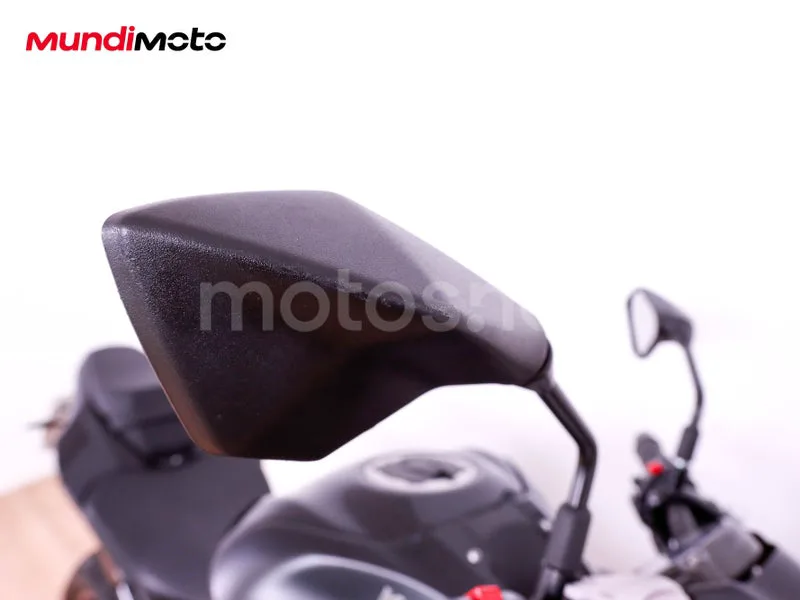 Kawasaki Z900 - Vista 13