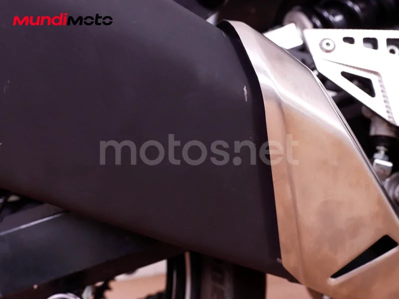 Kawasaki Z900 - Vista 20