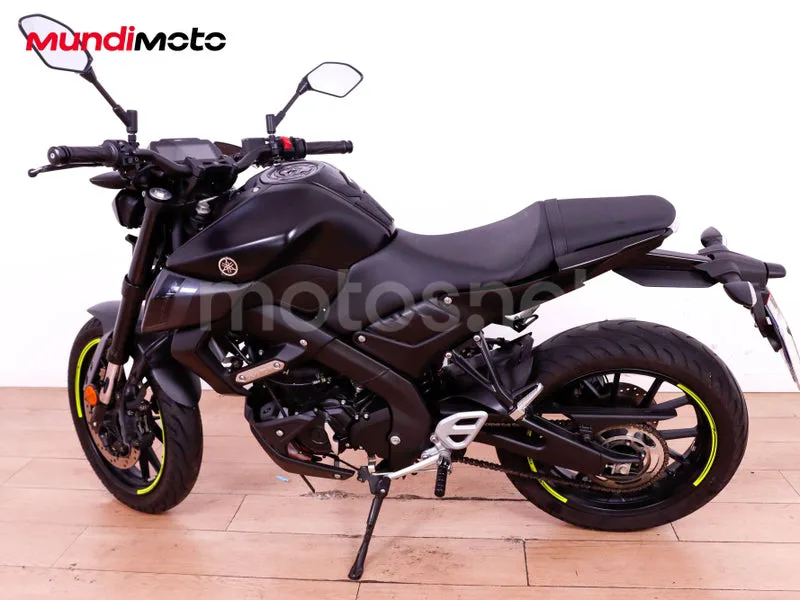 Yamaha MT-125 - Vista 6