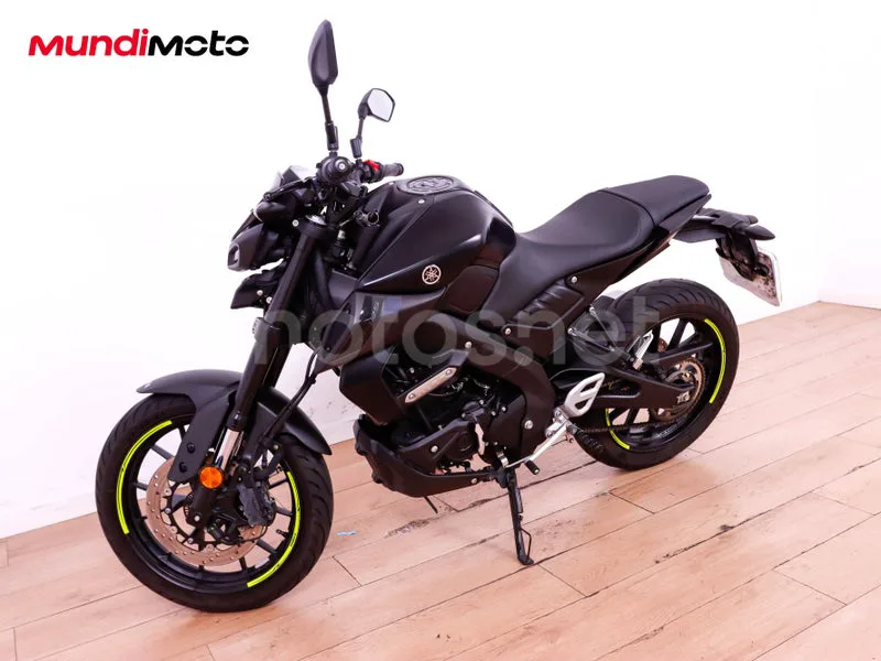 Yamaha MT-125 - Vista 7