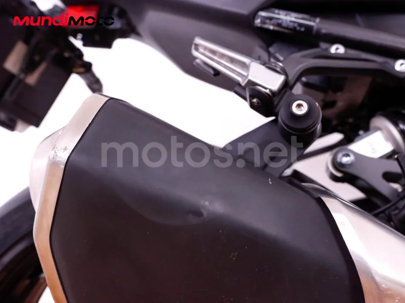 Kawasaki Z900 - Vista 17