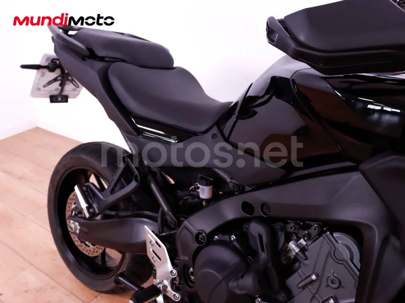 Yamaha Tracer 9 - Vista 28