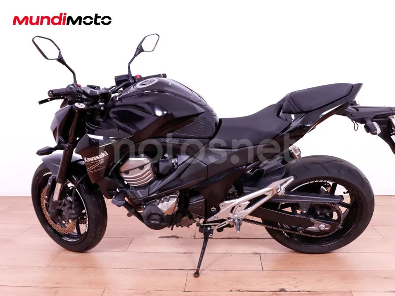 Kawasaki Z800 - Vista 6