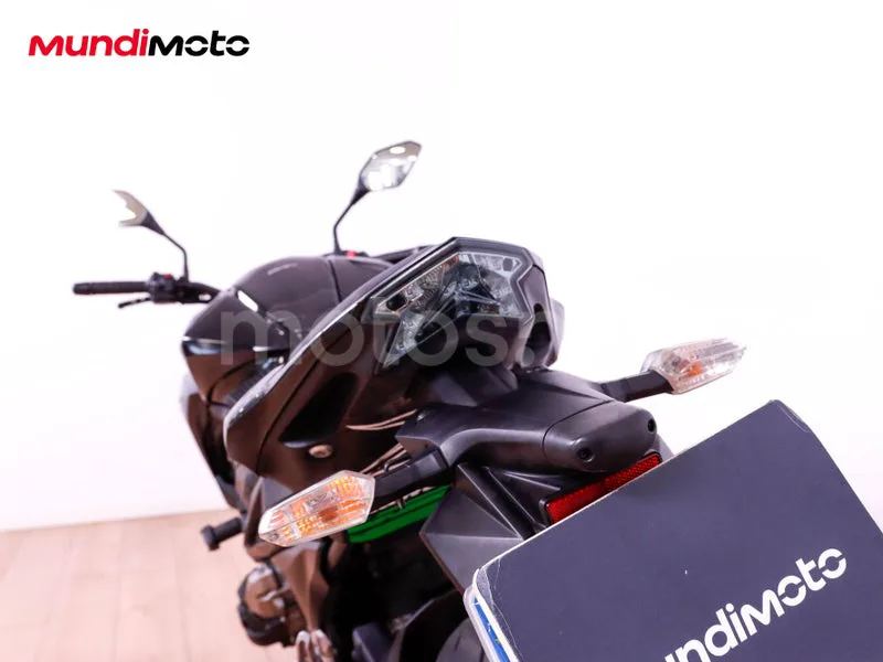 Kawasaki Z800 - Vista 9