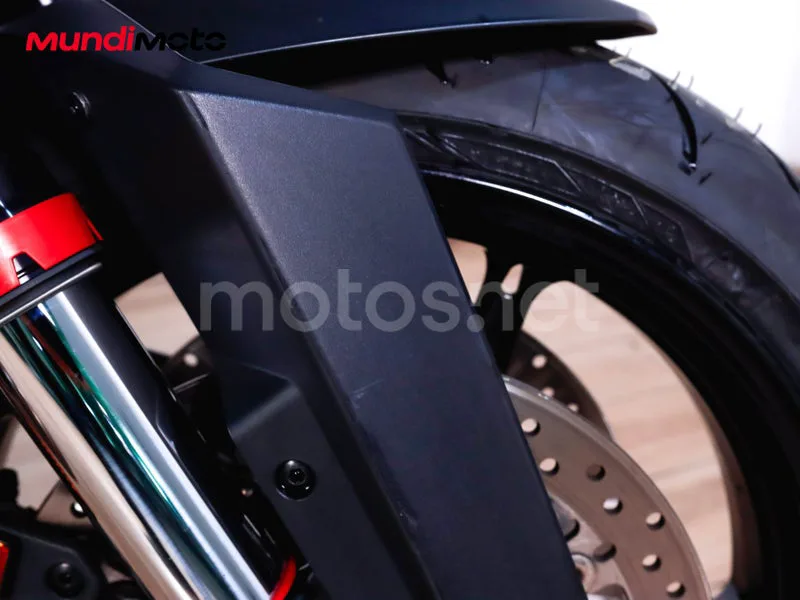 KTM 1290 Super Duke R - Vista 25