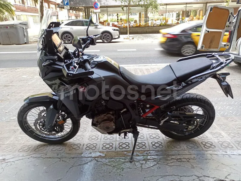Honda CRF1100L Africa Twin - Vista 7