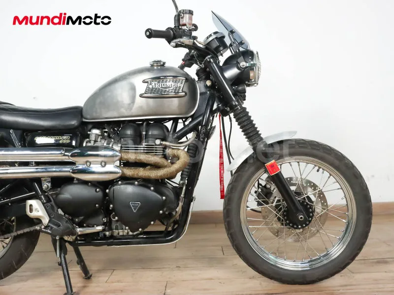 Triumph Scrambler - Vista 5