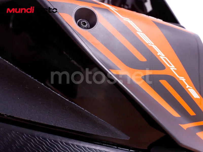 KTM 1290 Super Duke GT - Vista 31