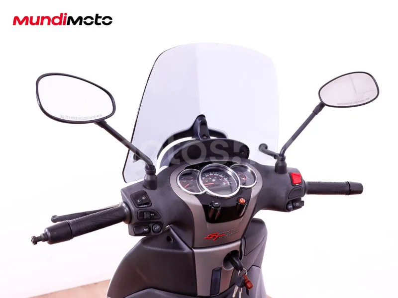 Piaggio Beverly Sport Touring 350 - Vista 11
