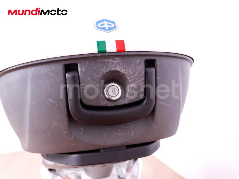 Piaggio Beverly Sport Touring 350 - Vista 18