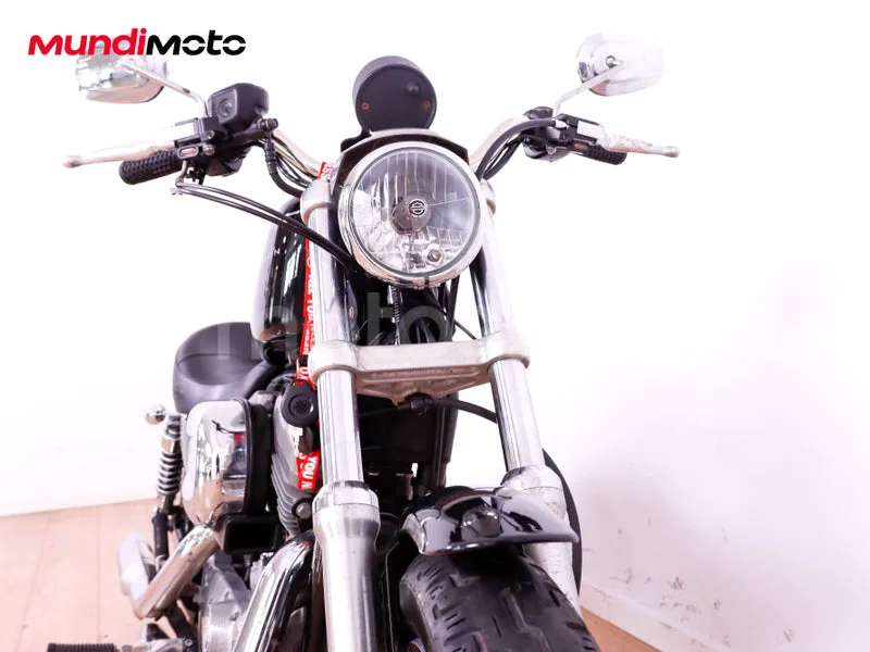 Harley-Davidson Sportster 883 - Vista 5