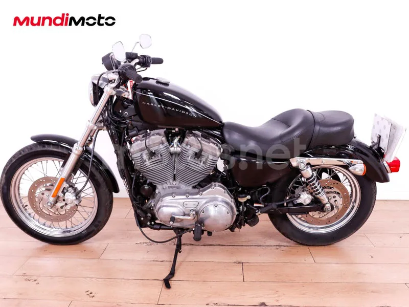 Harley-Davidson Sportster 883 - Vista 6
