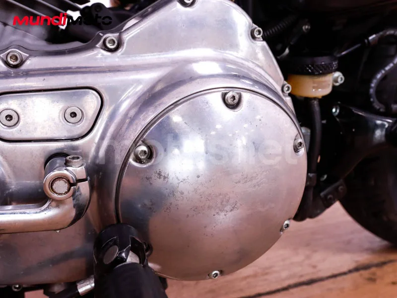 Harley-Davidson Sportster 883 - Vista 51