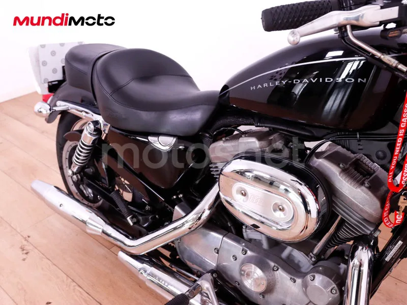 Harley-Davidson Sportster 883 - Vista 64