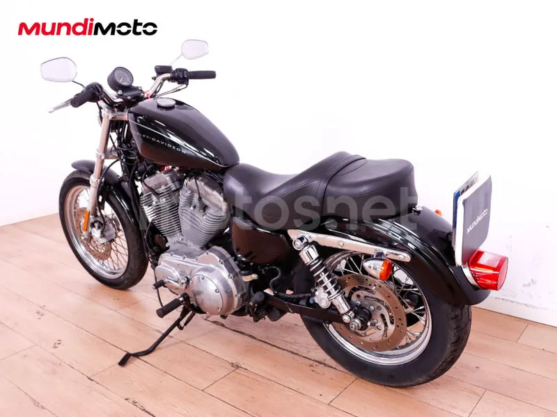Harley-Davidson Sportster 883 - Vista 8