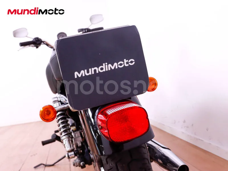 Harley-Davidson Sportster 883 - Vista 9