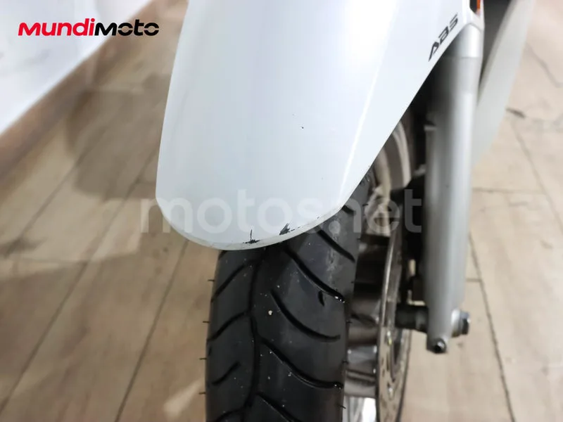 Honda SH350i - Vista 29
