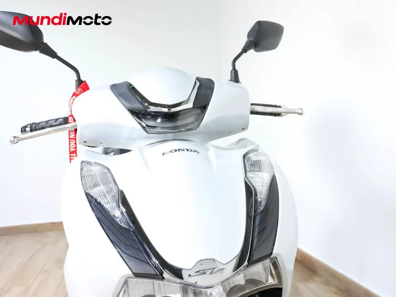Honda SH350i - Vista 5