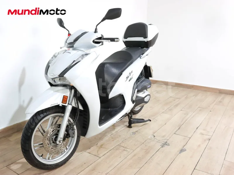 Honda SH350i - Vista 7