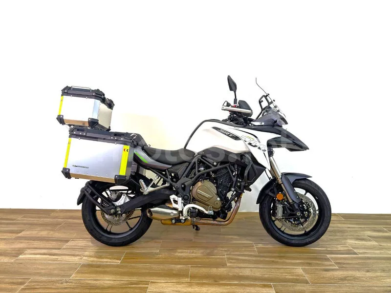 QJ Motor SRT 700 5190 € 2025 Barcelona - 2