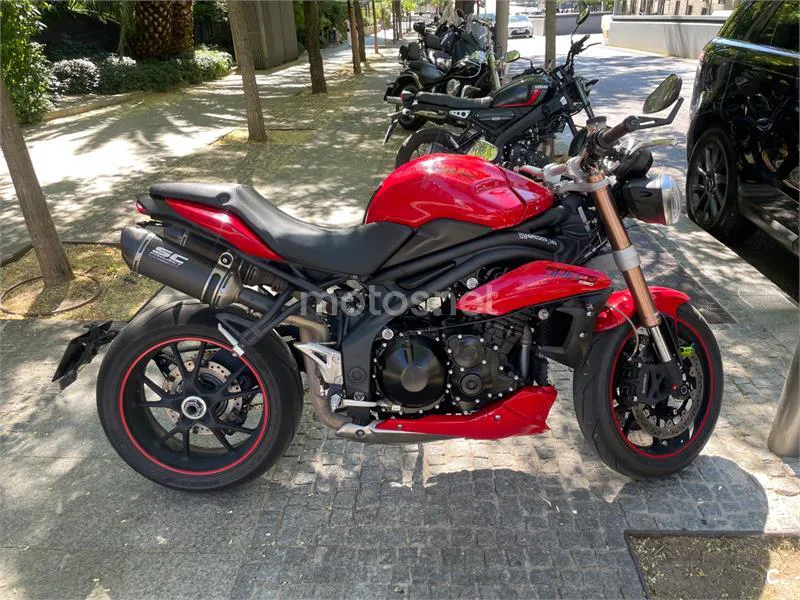 Triumph Speed Triple - Vista 4