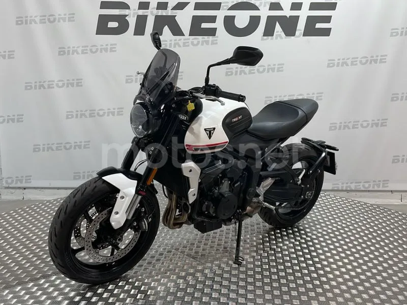 Triumph Trident 660 - Vista 3