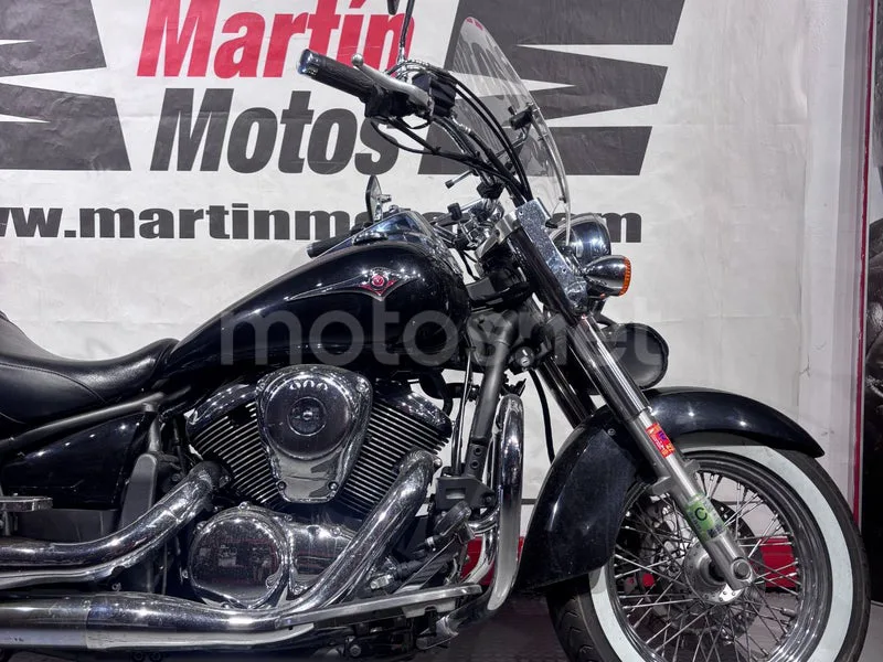 Kawasaki VN900 Classic - Vista 8