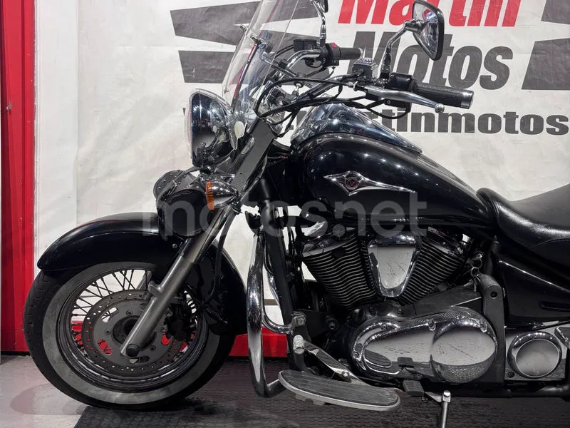 Kawasaki VN900 Classic - Vista 9