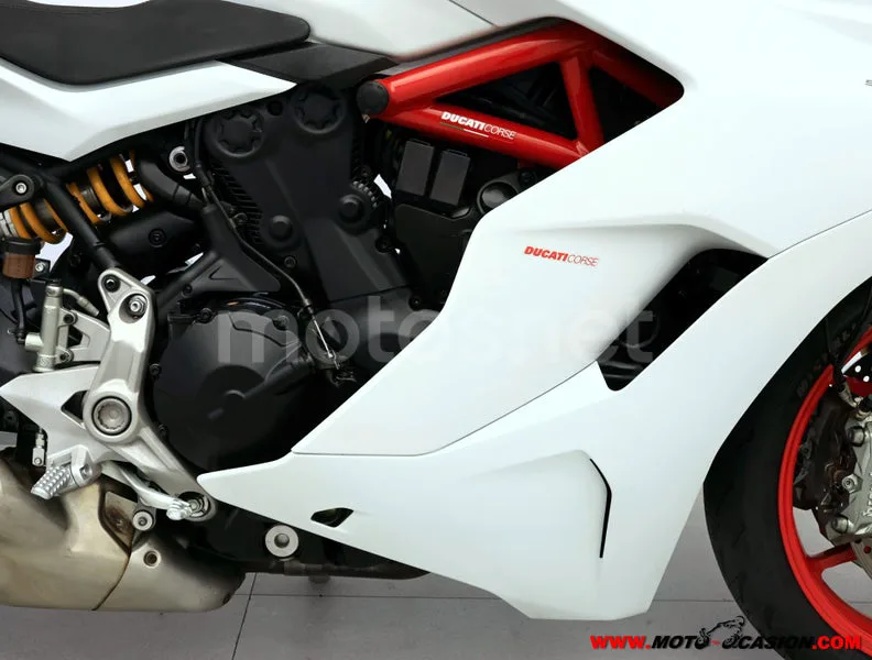 Ducati SuperSport - Vista 5