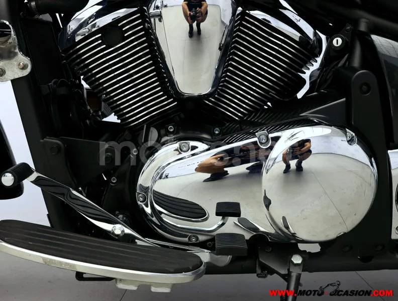 Kawasaki VN900 Classic - Vista 9