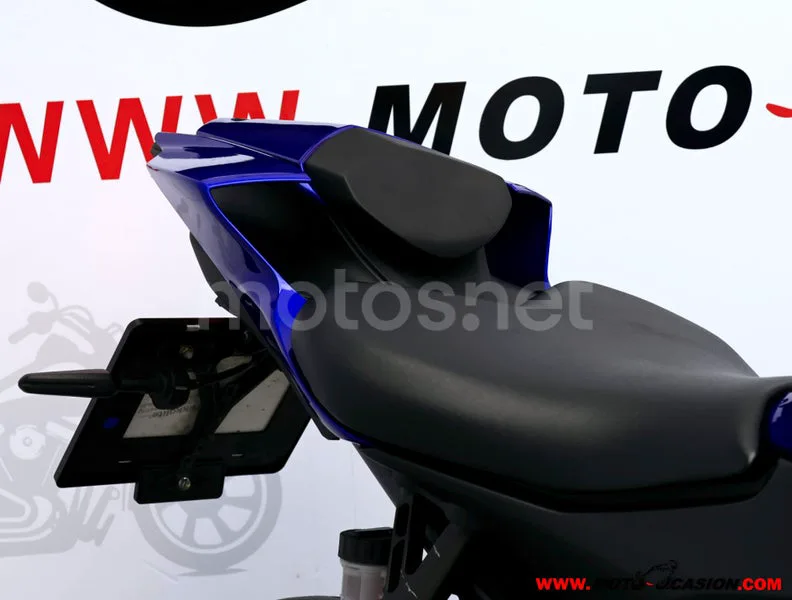 Yamaha YZF-R7 - Vista 11