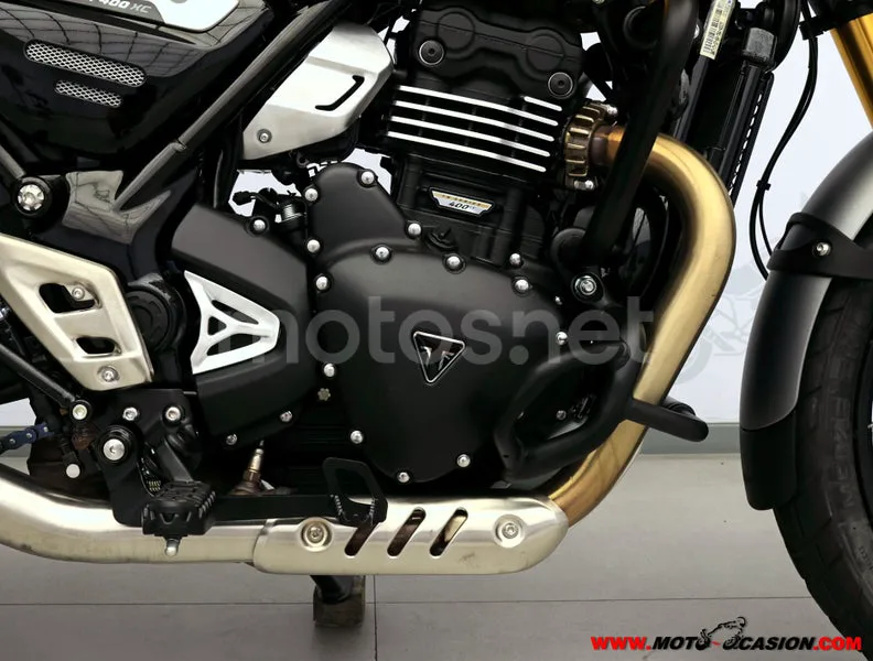 Triumph Scrambler 400 X - Vista 5