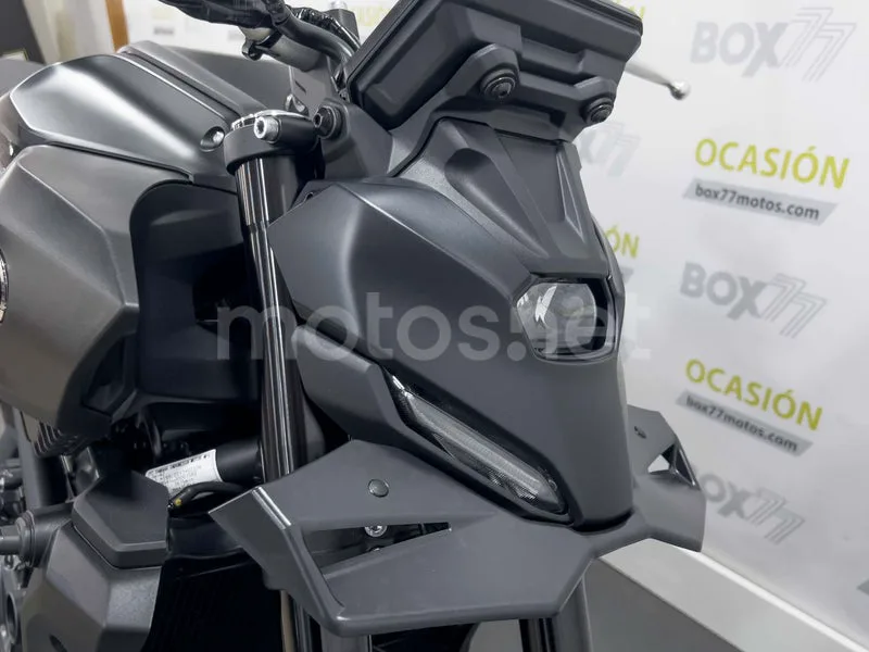 Yamaha MT-07 - Vista 20