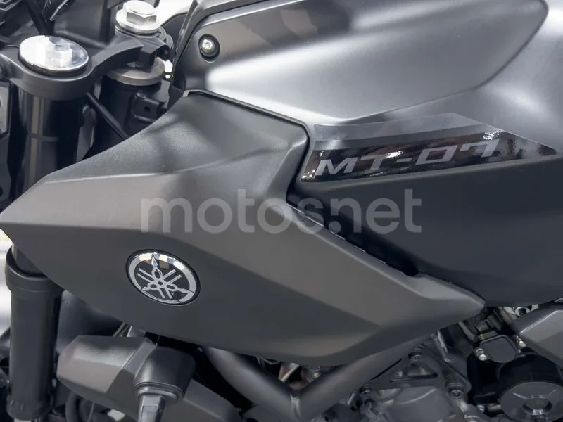 Yamaha MT-07 - Vista 23