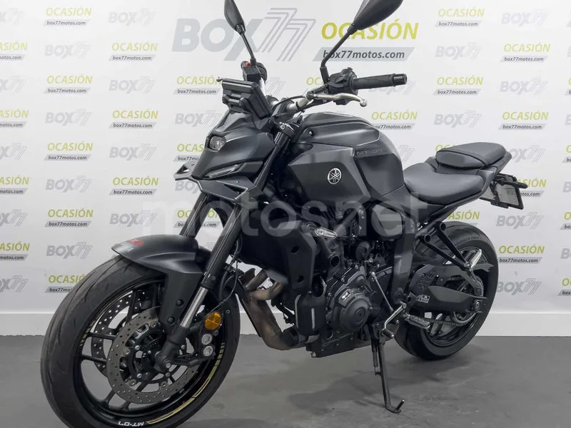 Yamaha MT-07 - Vista 4