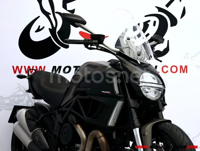 Ducati Diavel Strada - Vista 4