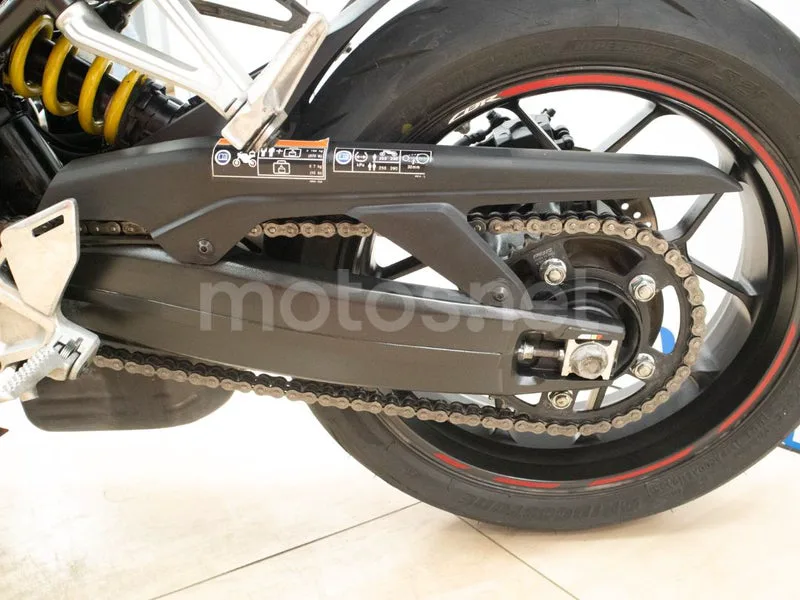 Honda CBR650R - Vista 18