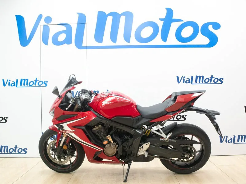 Honda CBR650R - Vista 3