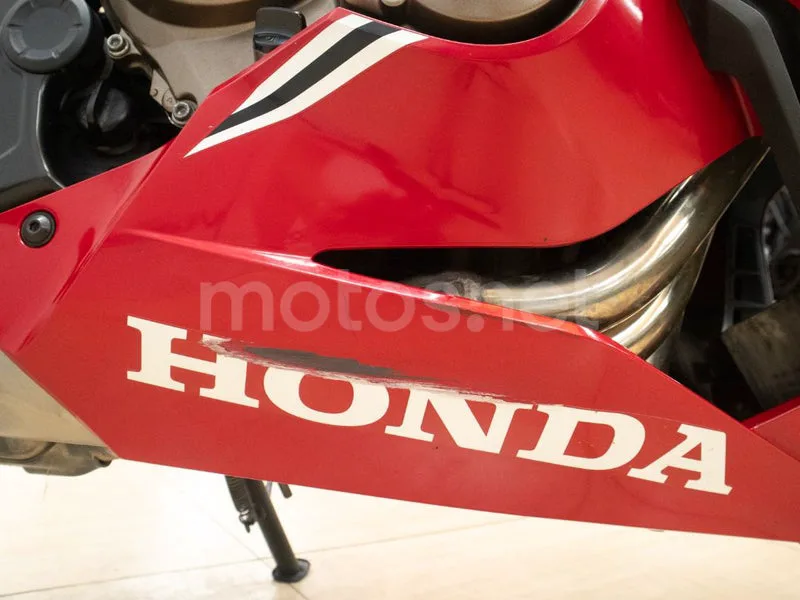 Honda CBR650R - Vista 25