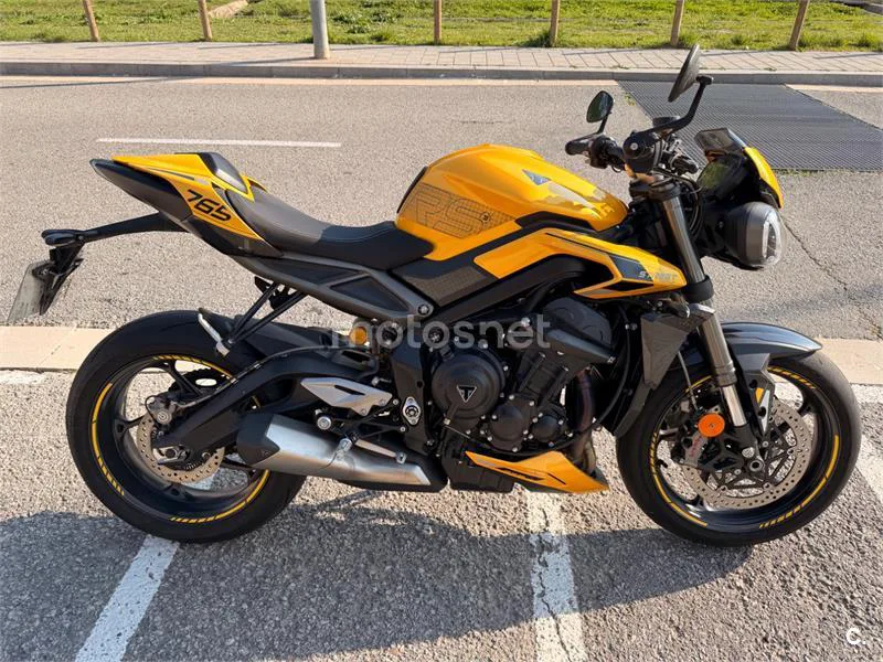 Triumph Street Triple 765 - Vista 3