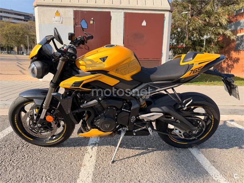 Triumph Street Triple 765 - Vista 4