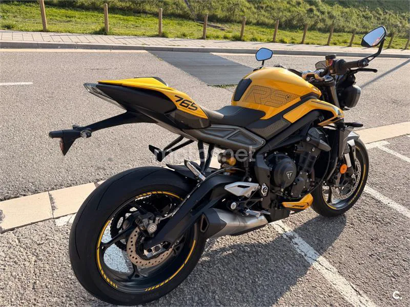 Triumph Street Triple 765 - Vista 8