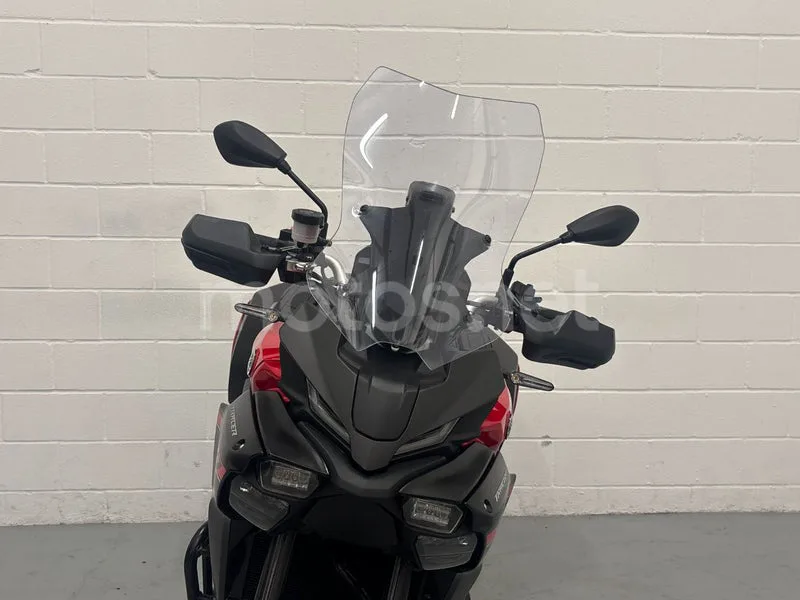 Yamaha Tracer 9 - Vista 17